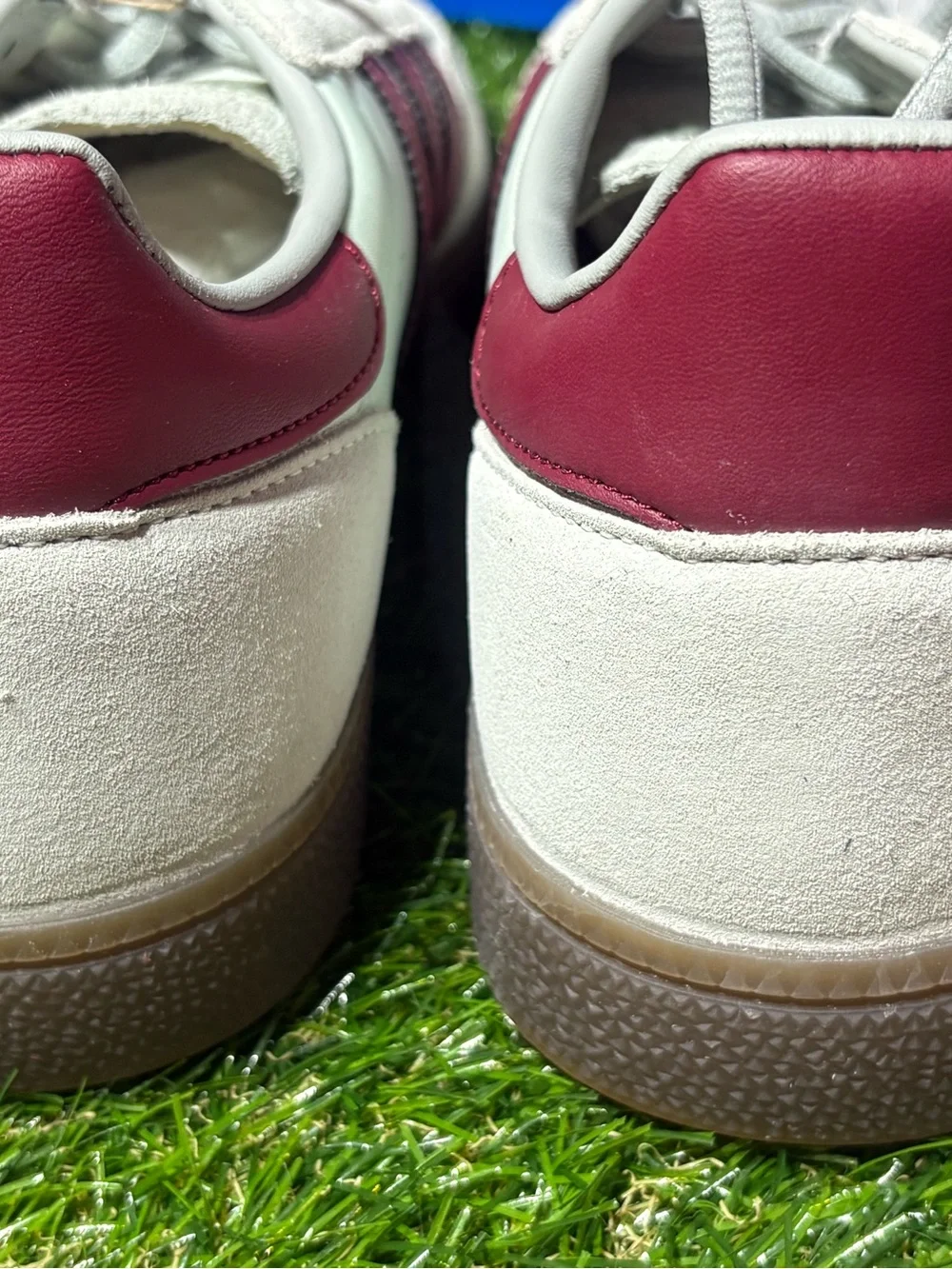 adidas Spezial Men's mint & Burgundy Casual Sneakers men’s 8, women’s 8